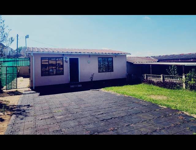 2 BEDROOM FREESTANDING FOR SALE IN BAKERVILLE HEIGHTS